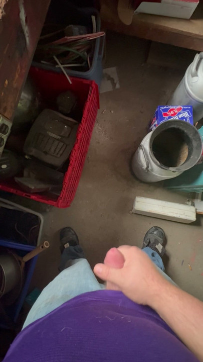 Quick cum shot session