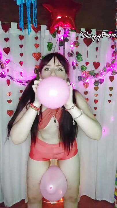 Shyyfxx Godt karneval! Leker med ballonger over hele kroppen min - Looner Fetish