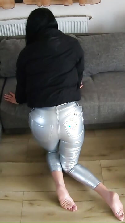 Milfycalla Very Shiny Leggins and a Lot of Cum on New Puffy Downjacket
