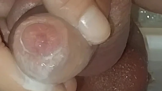 Dev anal dildoya biniyor analdan boşalıyor