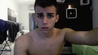 Sexy Guy Gives us his hot cum only at cams.enat.ro