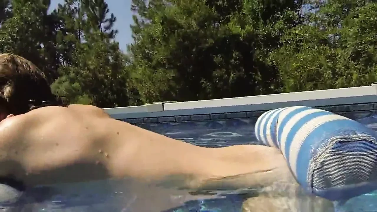 Diversão na piscina