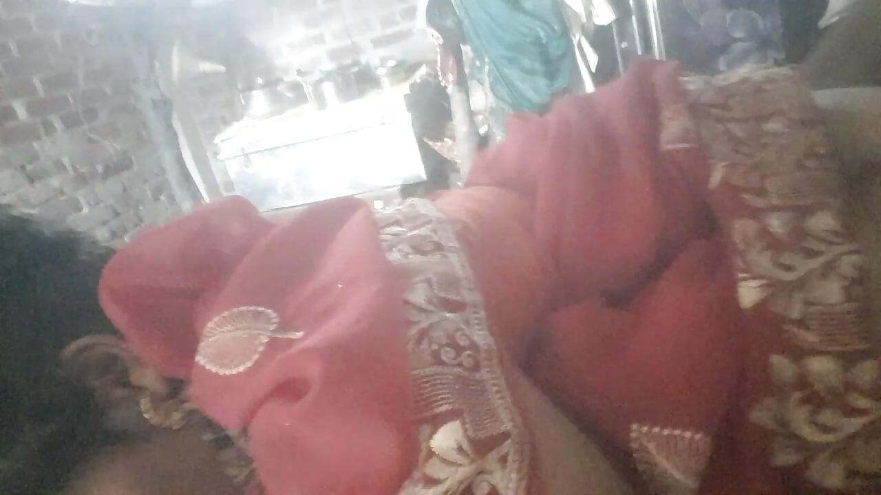 ลูกพี่ลูกน้องสาวคนสวยกับลูกพี่ลูกน้องชายในวิดีโอเย็ดของจริงสไตล์ Desi