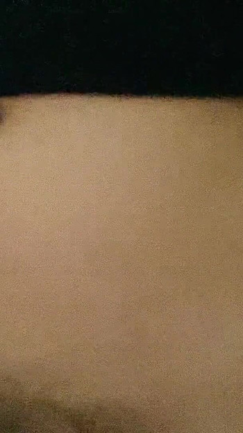 لحظة يجب مشاركتها من "طالب كلية ديزي يظهر بزازها الكبيرة وكسها"
