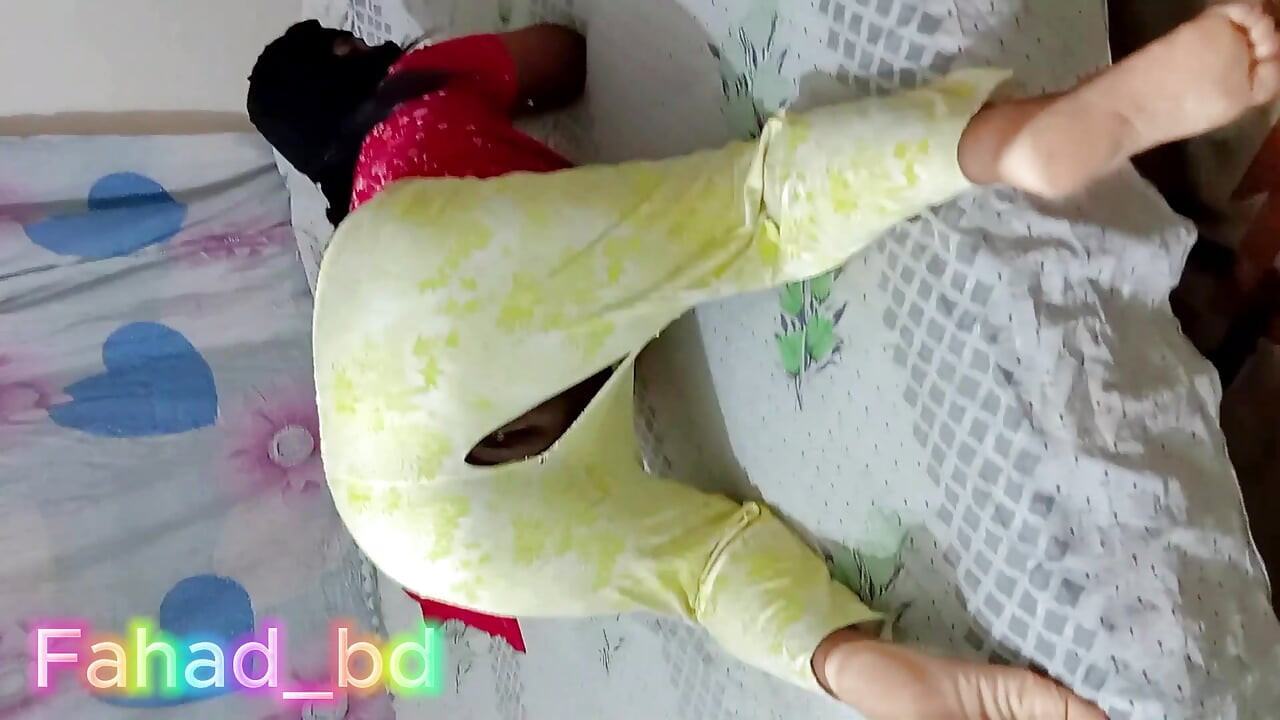 Desi sobarica jebe se s velikim crnim kurcem XXX dio- 1