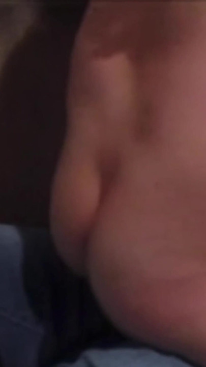 Crudo follando a mi perra mariquita bolas profundas con mi correa bbc puesta | Clip 2