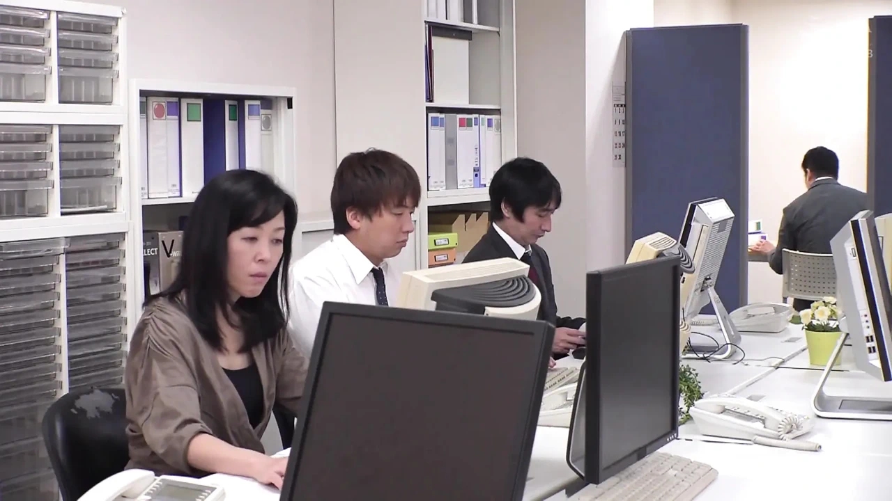 Younger Female Boss Seduces Me with Sweet and Teasing Whispers in My Ear From Behind. Part.1