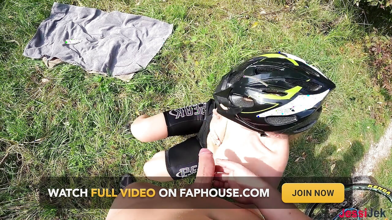 Risky Public Anal Sex Near Road Cyclist Got a Hot Cum in Her Ass Jessijek