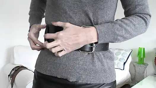 Oturma odasında kemer takma, bölüm 3, Lady Victoria Valente