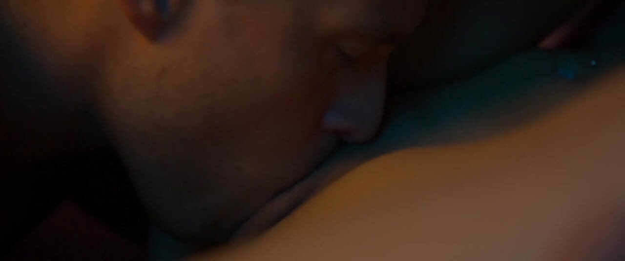 Profundamente mordido no romance