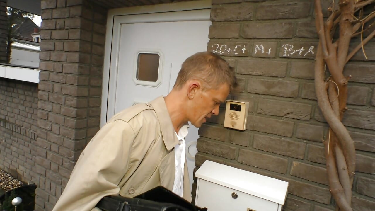 Big ass tattooed MILF in lingerie enjoys in fucking and mouth ending