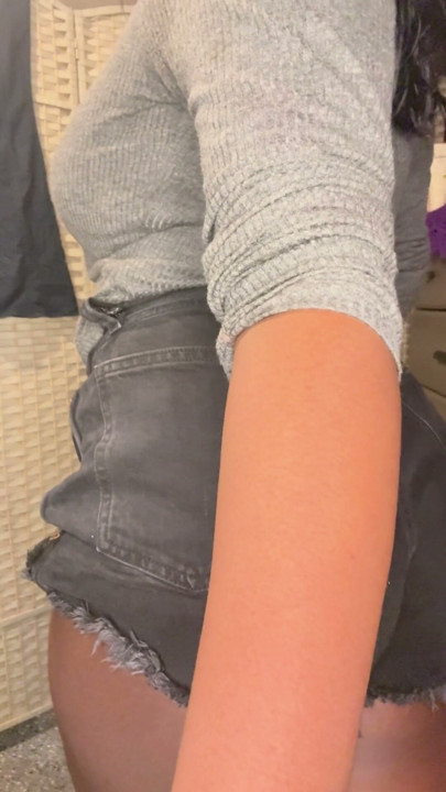 Girl In Booty Shorts Busty Black Ass