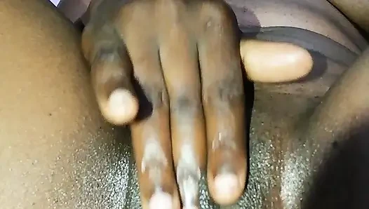 Ngusap memek