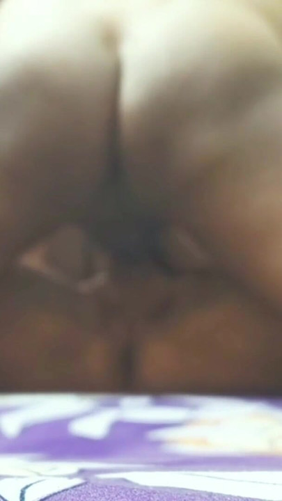 Indian Desi gay friend ko oyo room pe le Jake mast chudayi ki | Clip 1