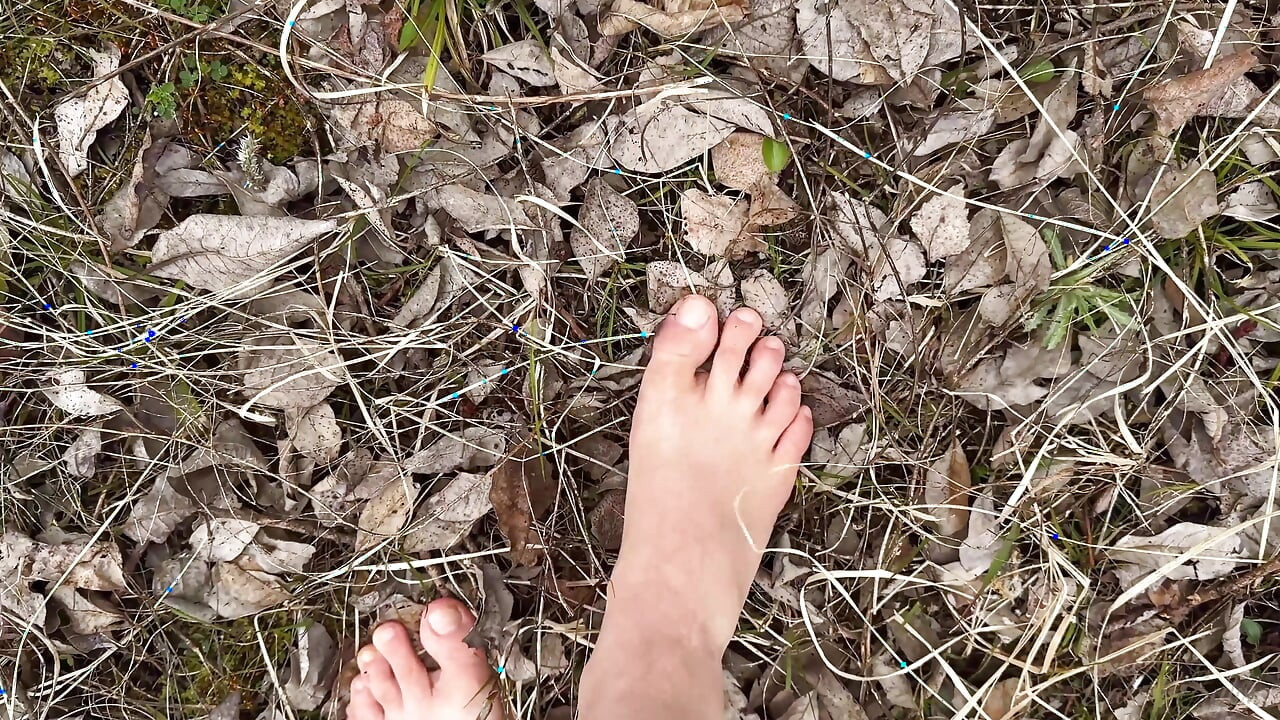 Barefoot Walk in the Forest - Foot Fetish - Bare Feet!