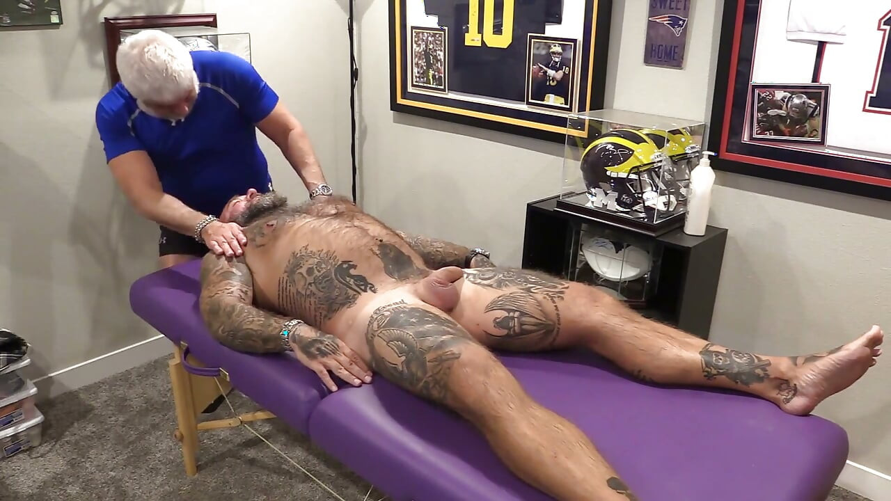 Erotic massage with Jim Love 2!