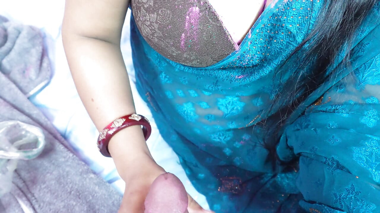 Holi 性爱继兄弟给继妹涂上颜色