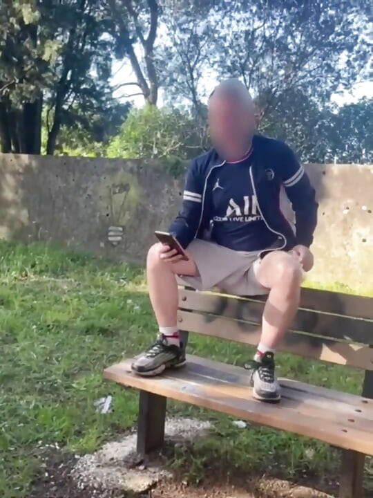 Amateur Boy Lost a Bet and Had to Expose and Touch His Cock in a Park