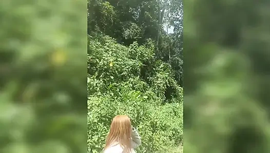 Незнакомец взял меня домой, но в итоге что-то делал