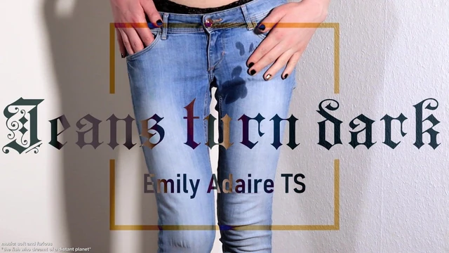 Трейлер: транс девушка писает в ее джинсы - Emily Adaire, транс
