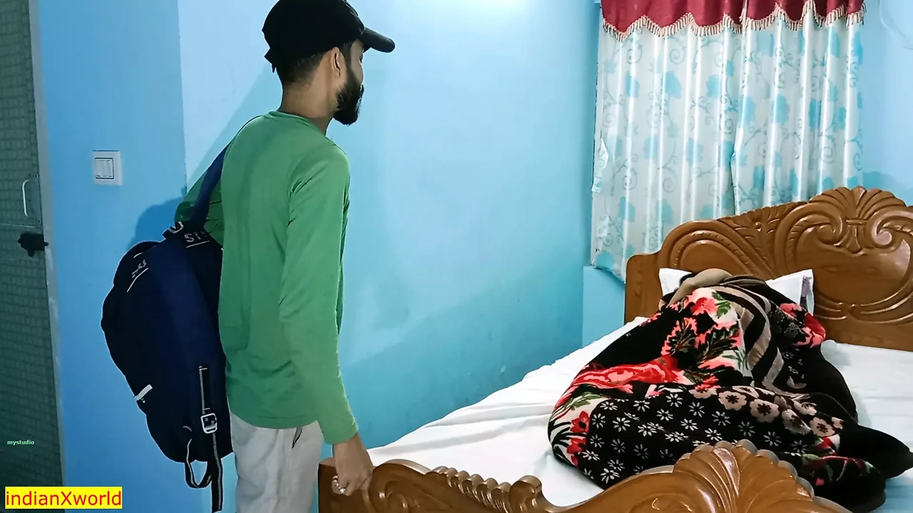 Husband caught his wife fucking with AC mechanic!