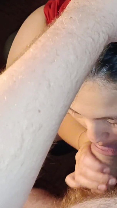 Milf communicating with her husband on the phone can not miss a neighbor's cock, suck and swallow cum | Clip 2