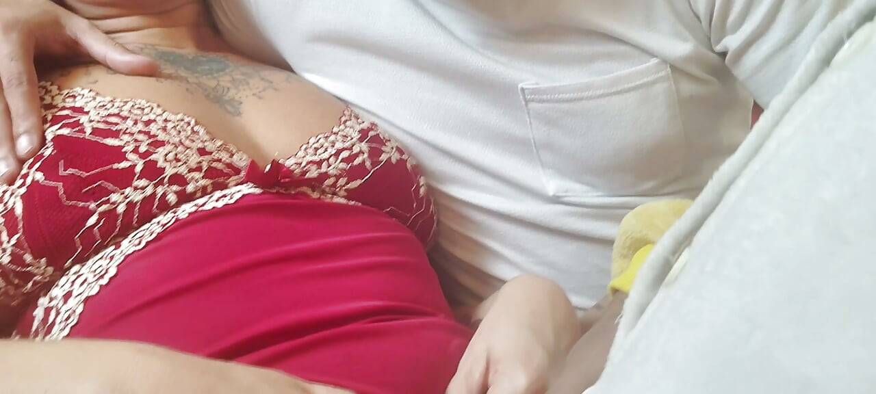 Wife Receives a Dwarf as a Gift From Her Husband
