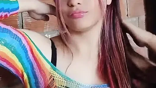 Genç Kolombiyalı kız
