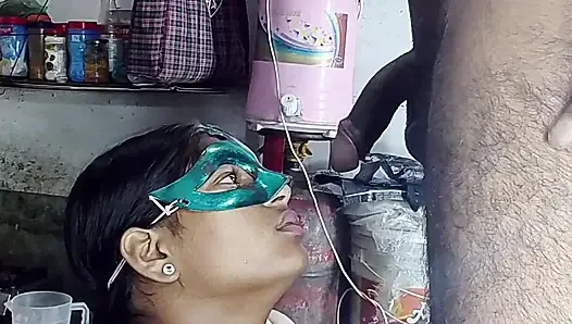Adik tiri nyepong kontol abang tirinya dan nyepong kontol abang tirinya - audio bahasa india