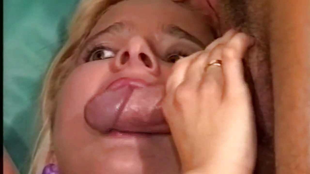 Hairy Cunt Fucked Wet