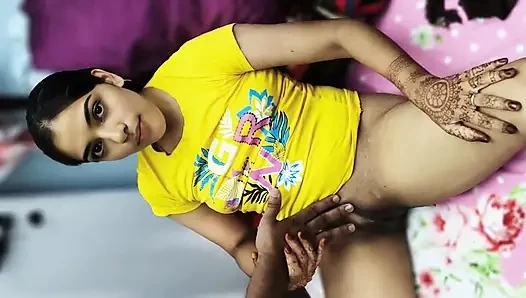 Hintli mausi sert sikişiyor domaltarak amının içine boşalıyor
