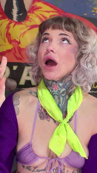 Cosplay BBC Strap on Blowjob: Velma Doms Daphne