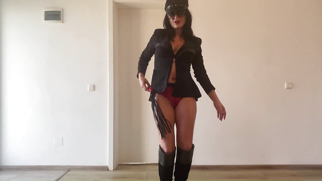 밀피칼라 비디오