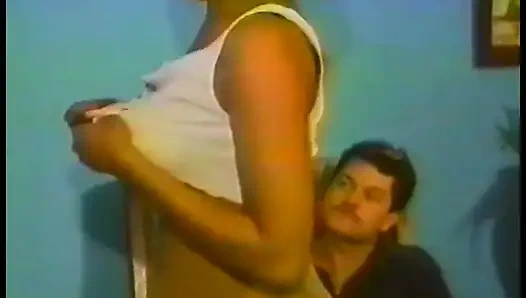 Cewek kulit hitam cantik portia cauldwell melompat ke daging dengan pria kulit putih terangsang