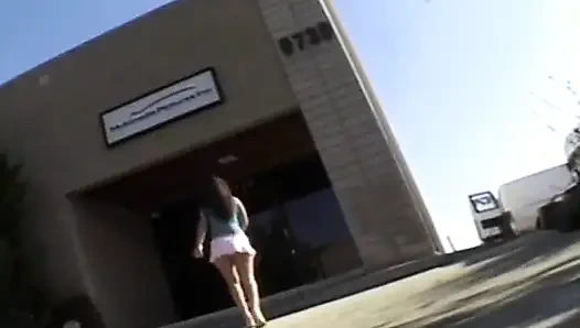 Sevimli Fransız genç kız mükemmel yüzünü siktiriyor