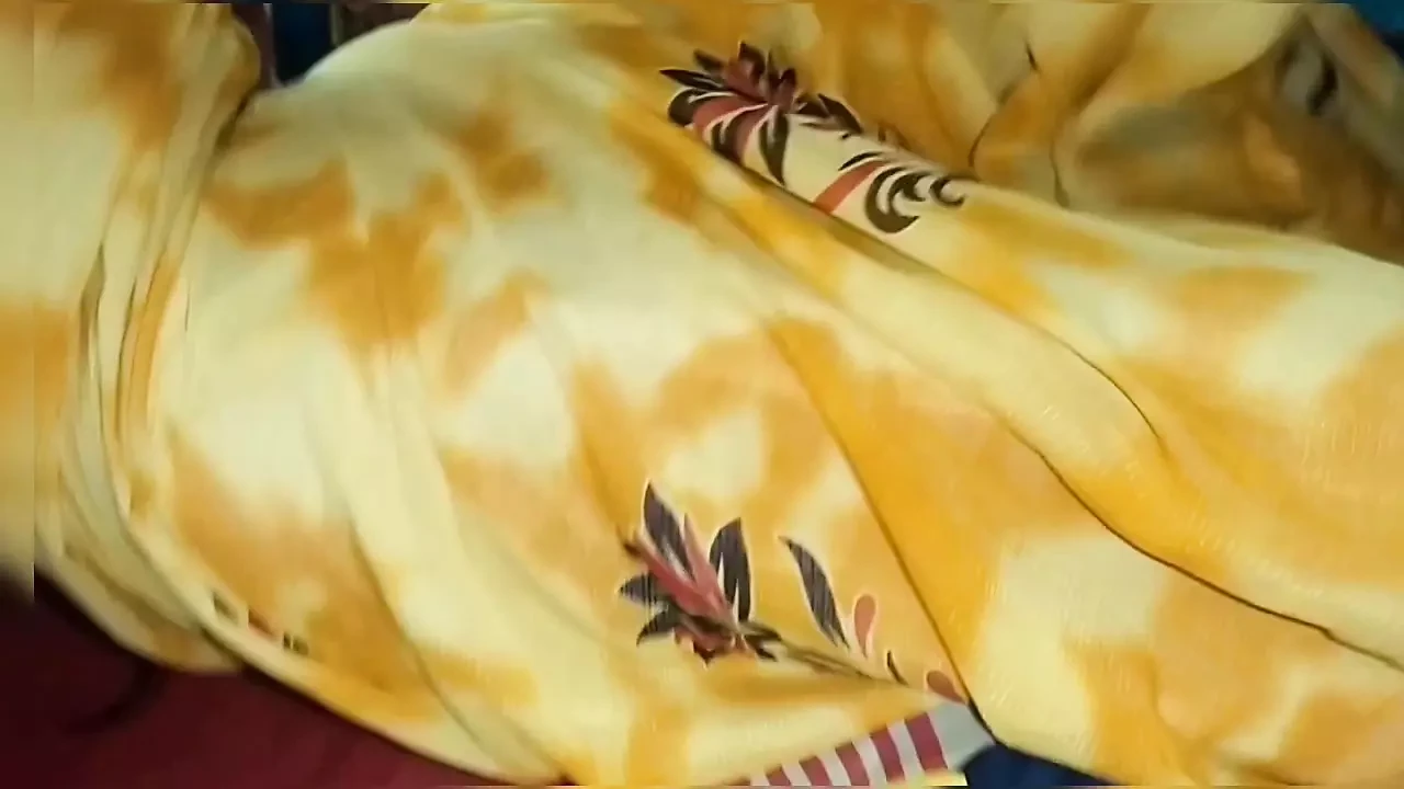 Aaj din ja hi pooja svastika ke ghar pe chhod diya aur pani nikal diya bhabhi aaj bahut zgodna thi chodne mein maza gaya