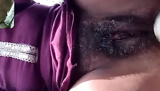 Desi girlfriend ko bola video call me dikhana to o dikhai