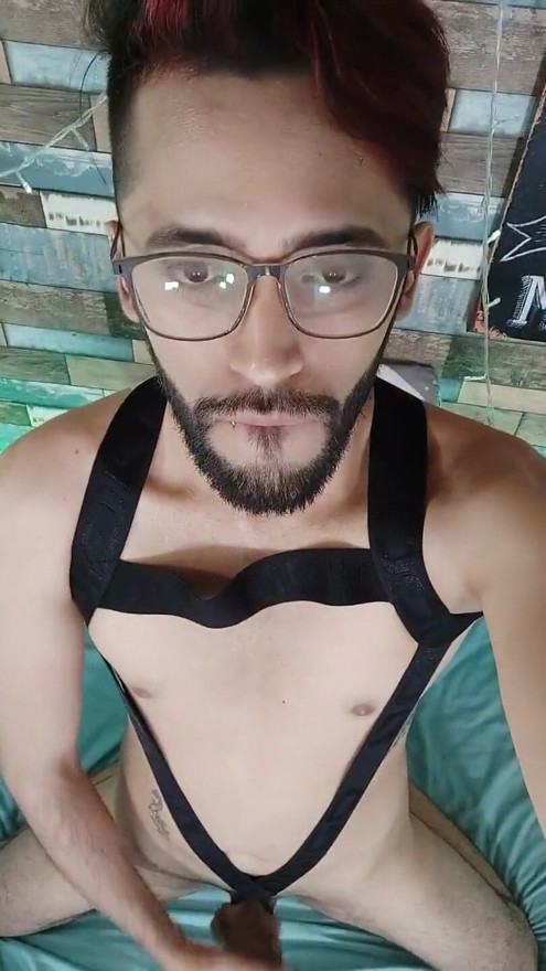 Jerking off after a horny camshow