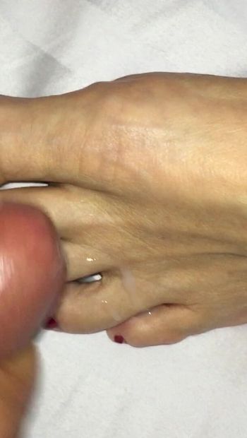 Cum on wife’s toes