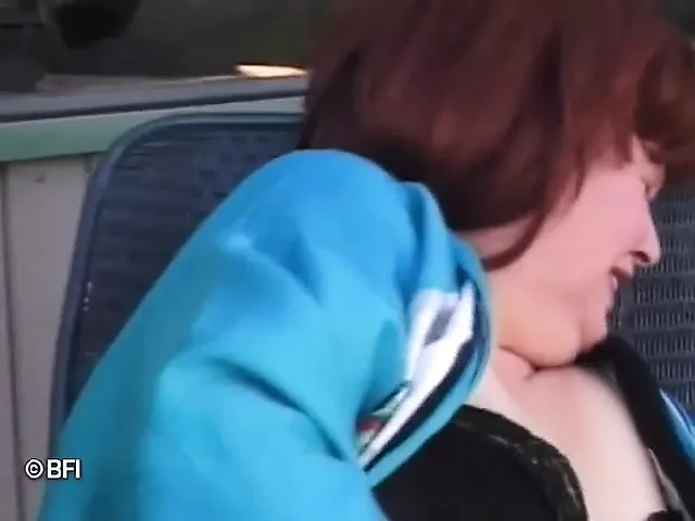 Redhead gilf loves pleasuring herself