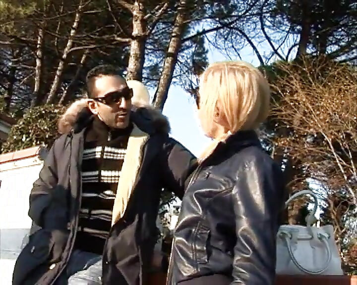Amano esibirsi sc 2 heyecan verici seks sahnesi