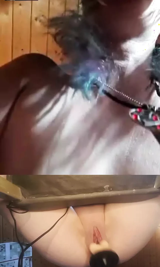 Hot wife uses fuck machine