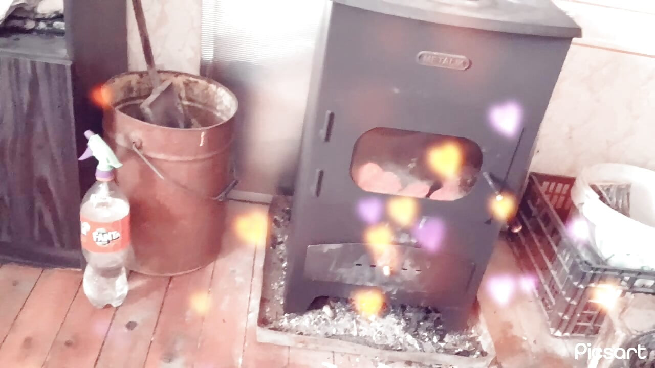 Beautiful shows off her hairy pink pussy