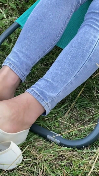 Foot Play in the Grass 🌿 Flats shoes, No-Show Socks & a Little Pee | Clip 1
