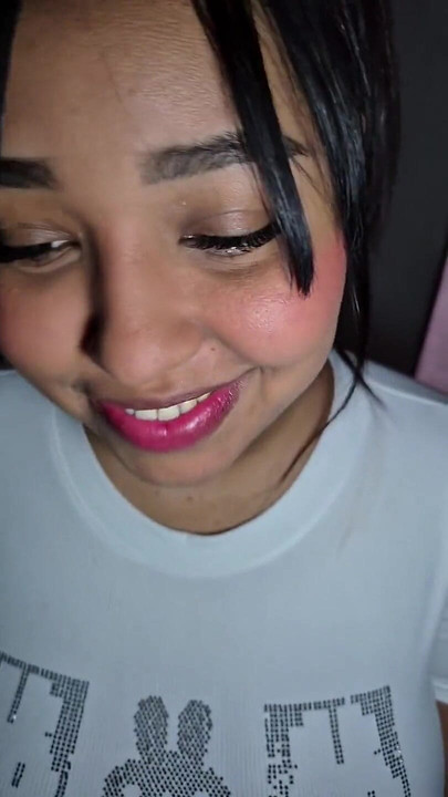 베네수엘라 여성들은 매우 뜨겁고, 여기서 섹스하는 데 능하며, 내 혀로 무엇을 할 수 있는지 증명합니다.