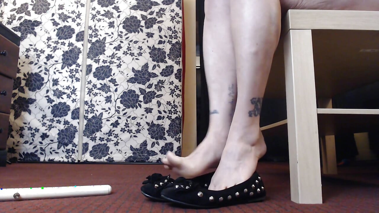 Black Ballet Flats