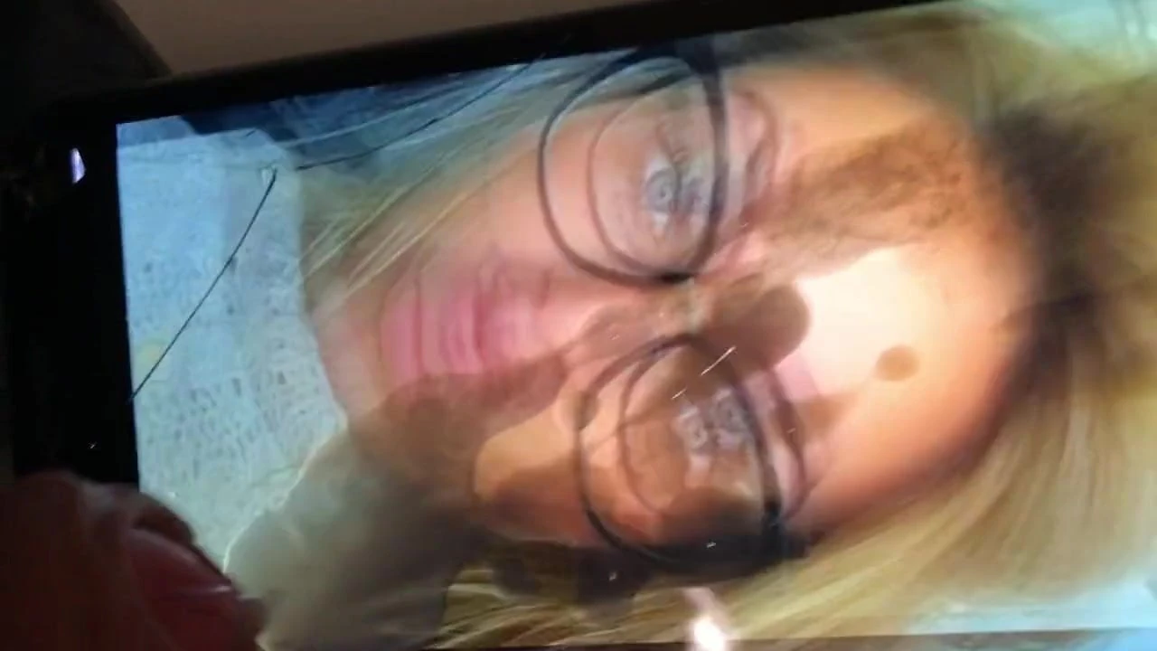Cumtribute Debby