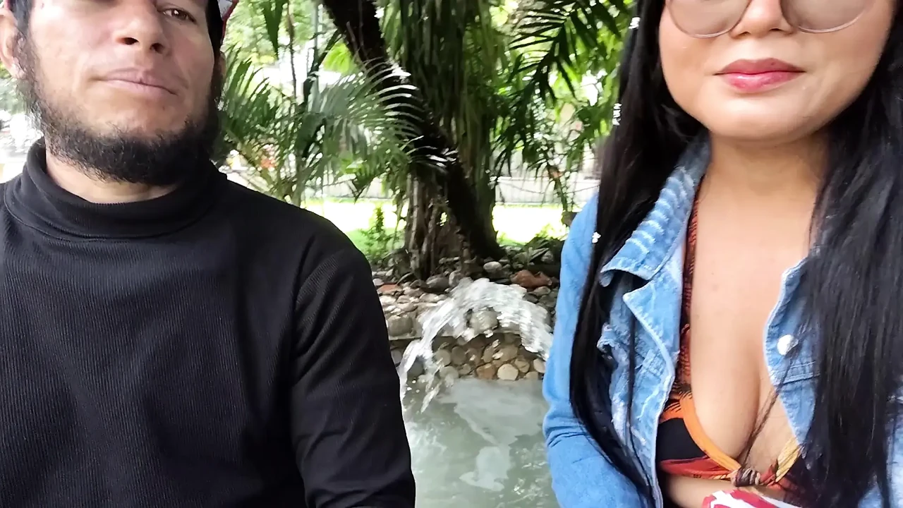Park Seduction: Busty Latina Offers "Perverted Job" to Bearded Stranger &ndash; Intense Home Session