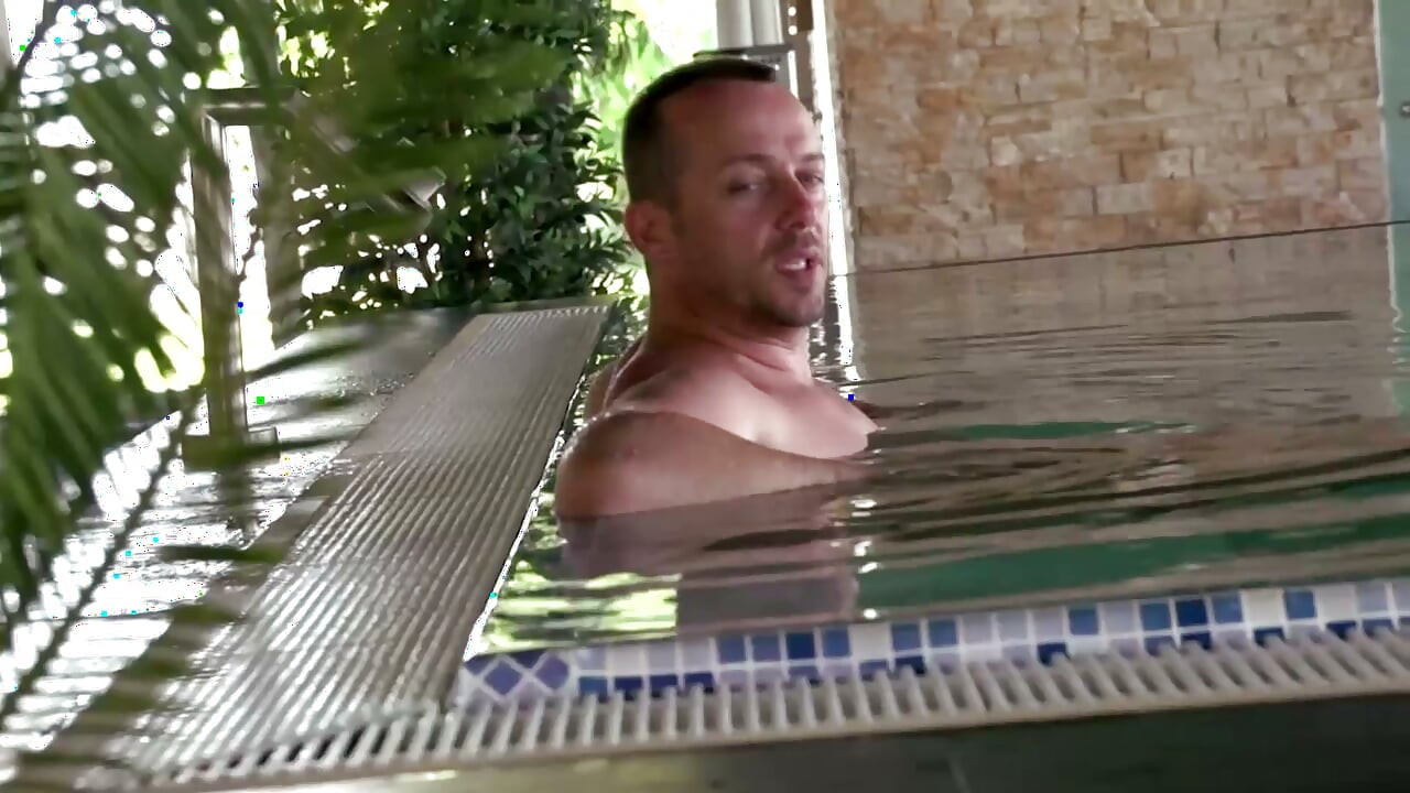 Busty stepmom in heat!