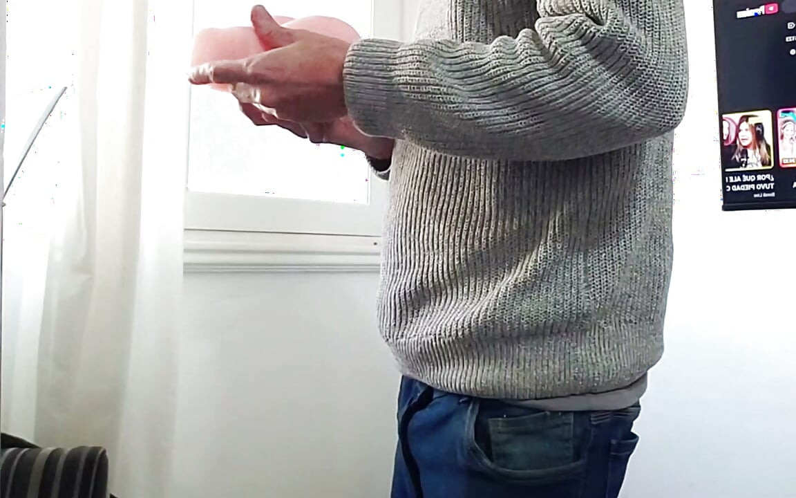 Comprei um brinquedinho novo pra mim